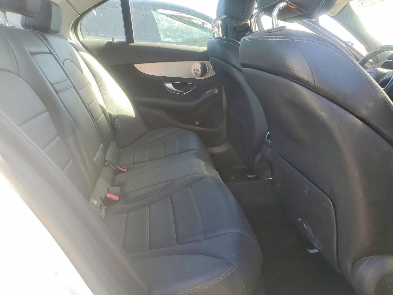 2015 Mercedes-Benz C300