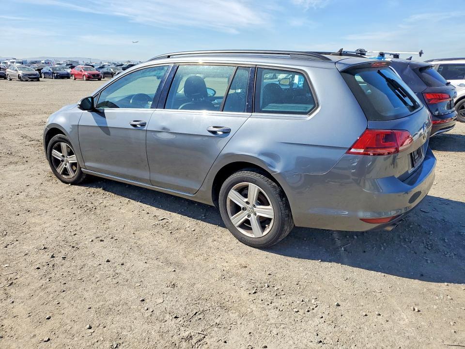 2015 Volkswagen Golf Sportwagen tdi s