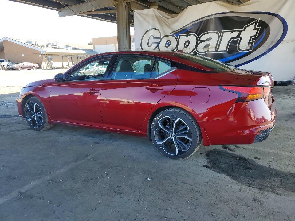 2024 Nissan Altima sr