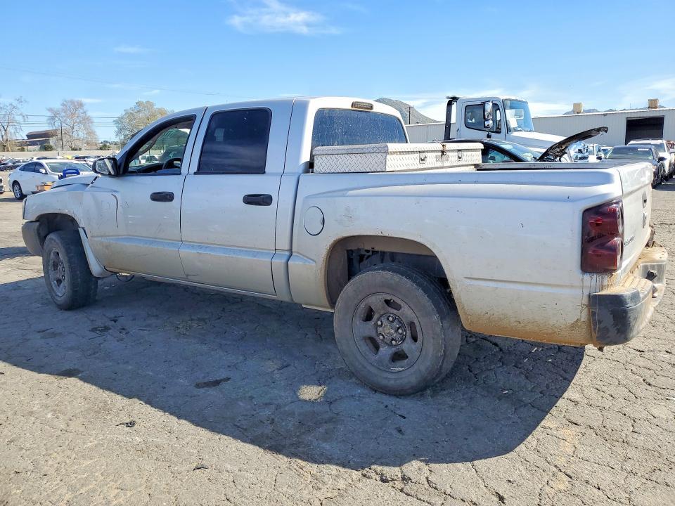 2005 Dodge Dakota Quattro