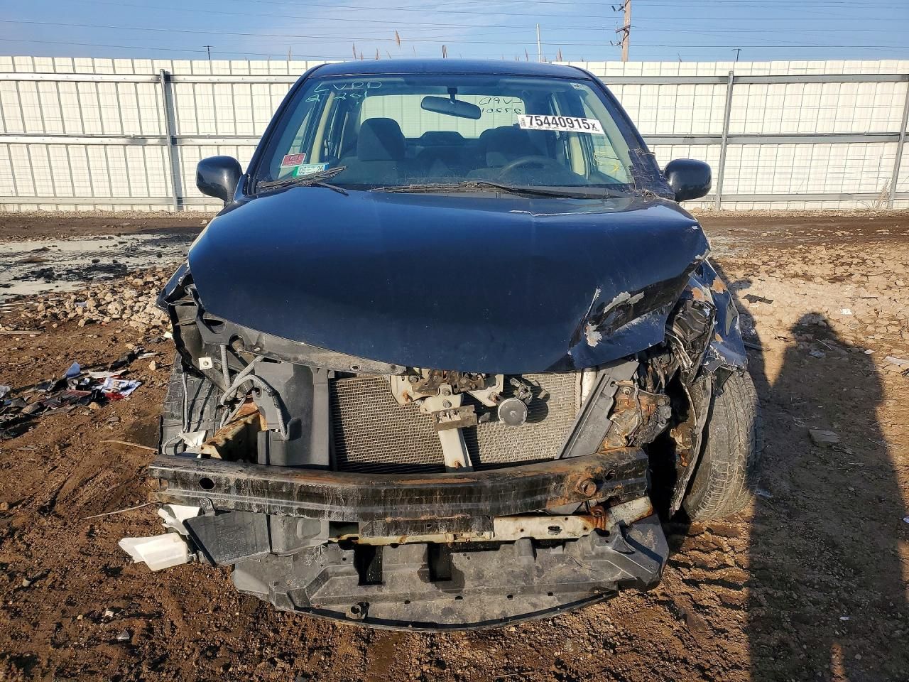 2011 Nissan Versa 1.8 s