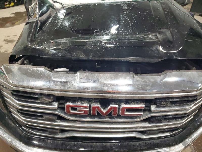 2025 GMC Sierra K1500 slt