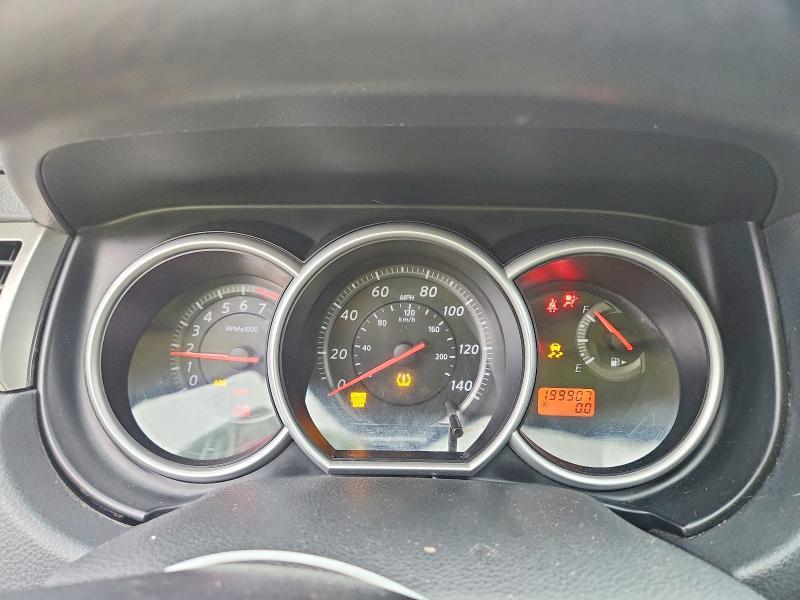 2012 Nissan Versa 1.8 s