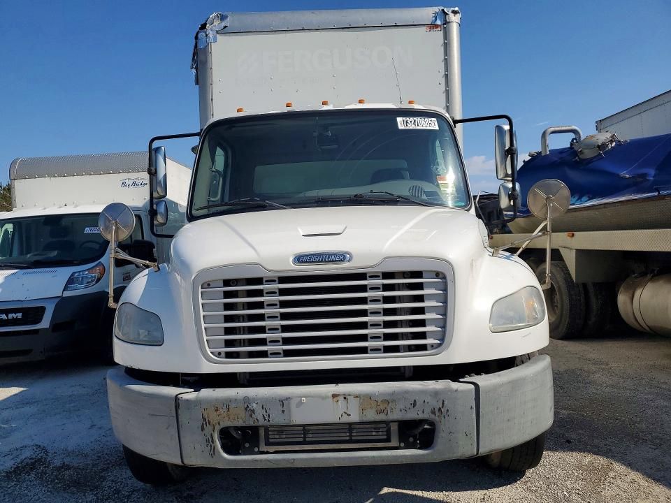 2016 Freightliner Business Class M2 BOX Truck
