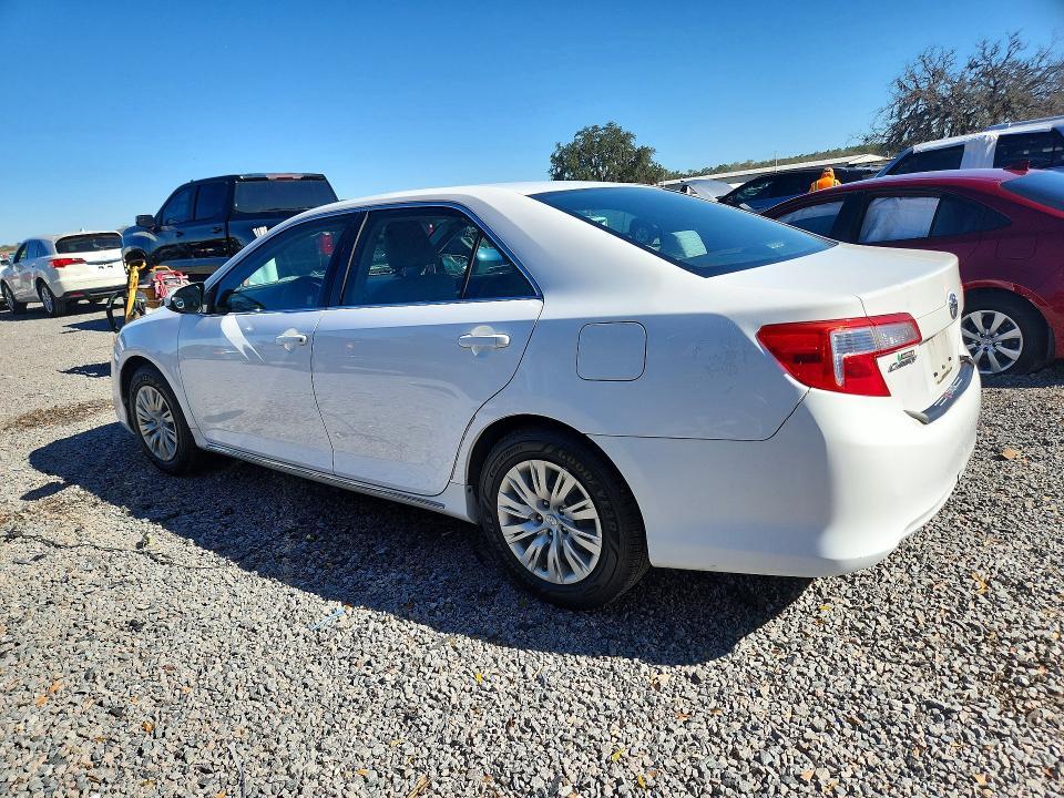 2012 Toyota Camry le