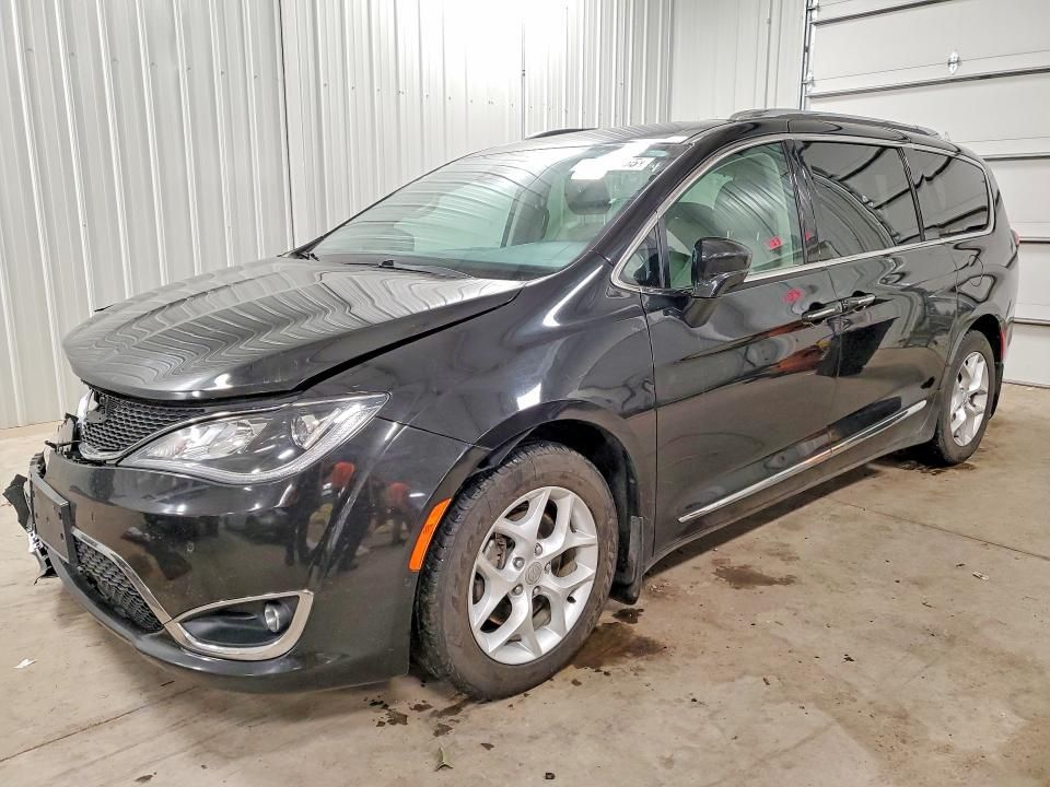 2018 Chrysler Pacifica Touring l