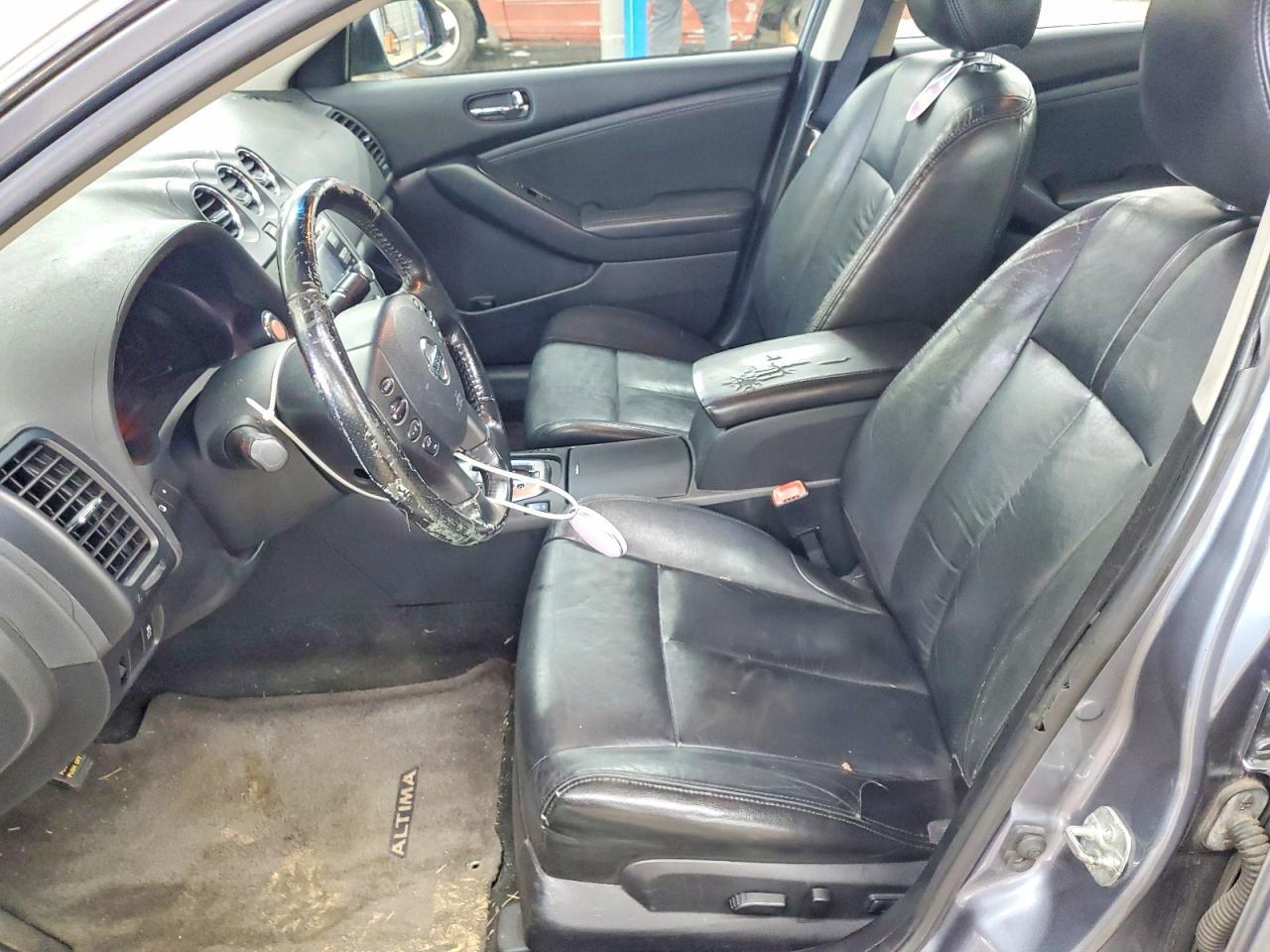 2011 Nissan Altima sr