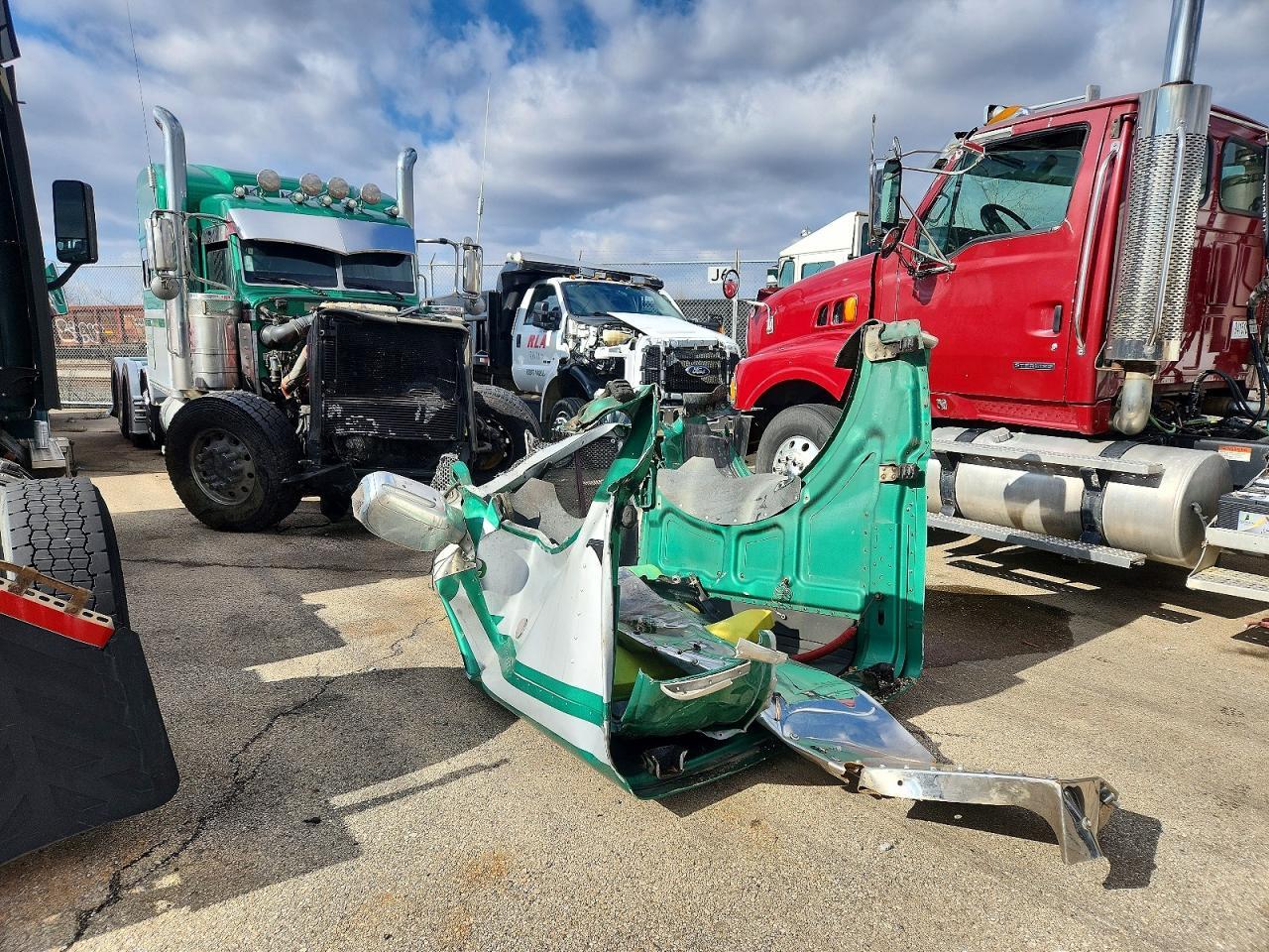 2021 Peterbilt 389 Semi Truck