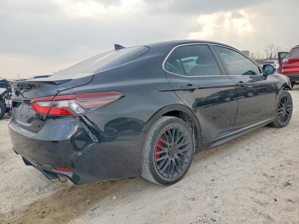 2023 Toyota Camry se Night Shade