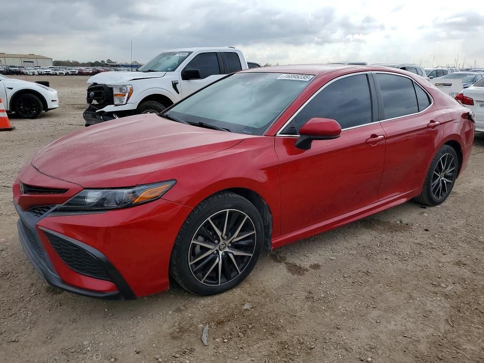 2021 Toyota Camry se