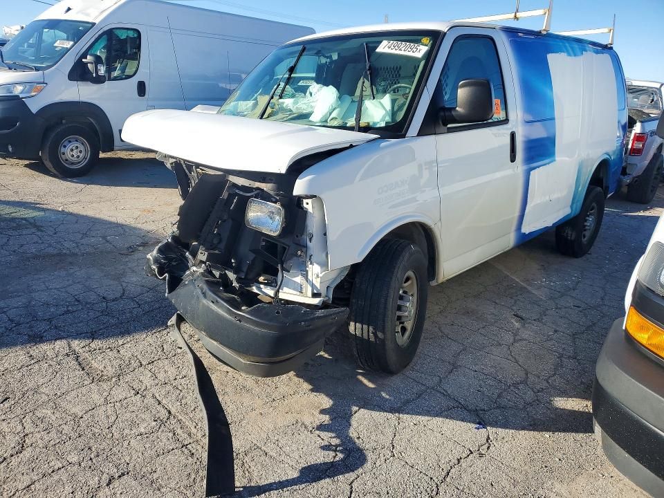 2017 Chevrolet Express 2500 Cargo Delivery van