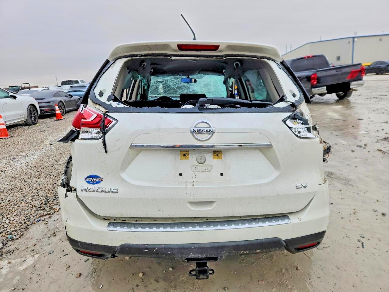 2016 Niss Rogue sv