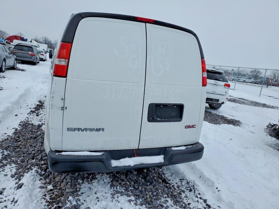 2020 GMC Savana 2500 Cargo Delivery van