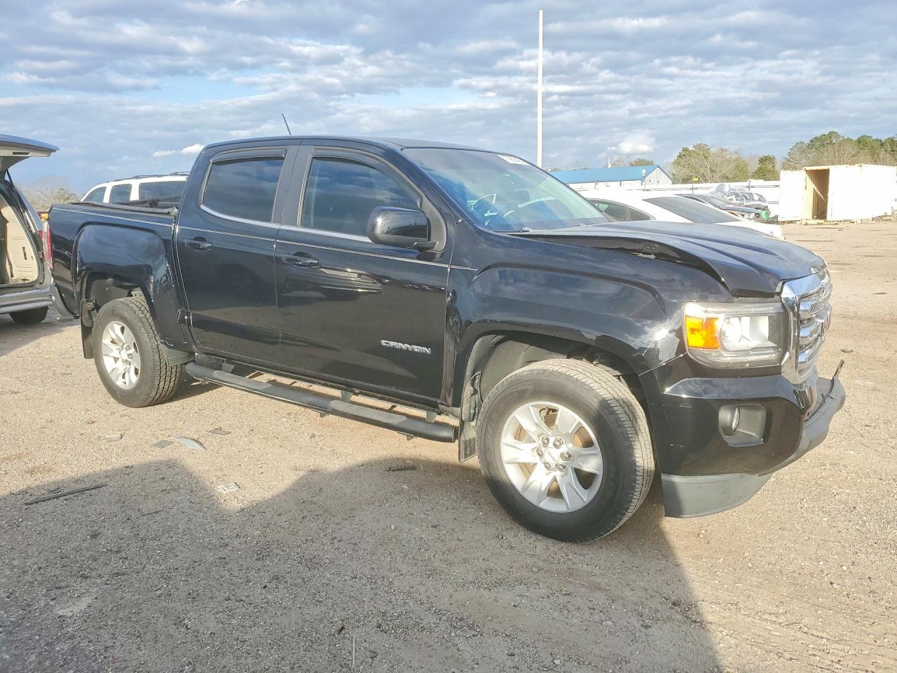 2016 GMC Canyon SLE