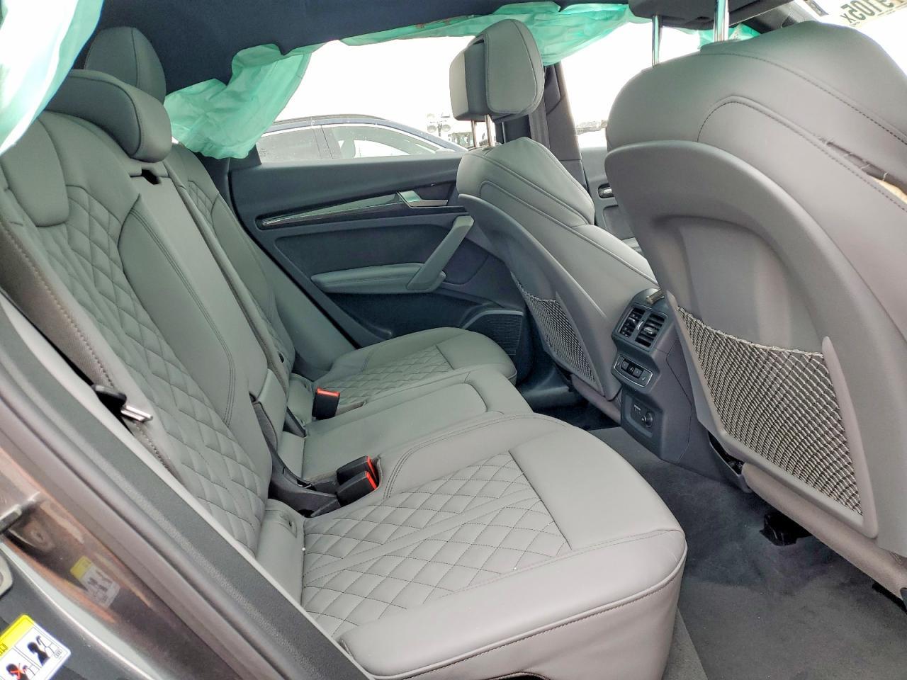 2024 Audi SQ5 Prestige