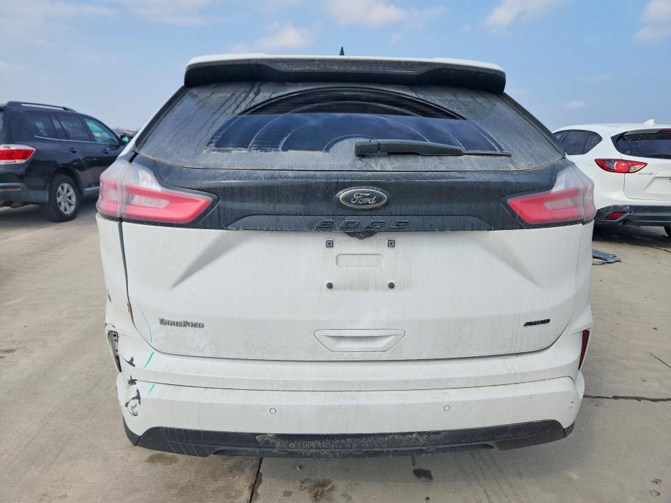 2023 Ford Edge se