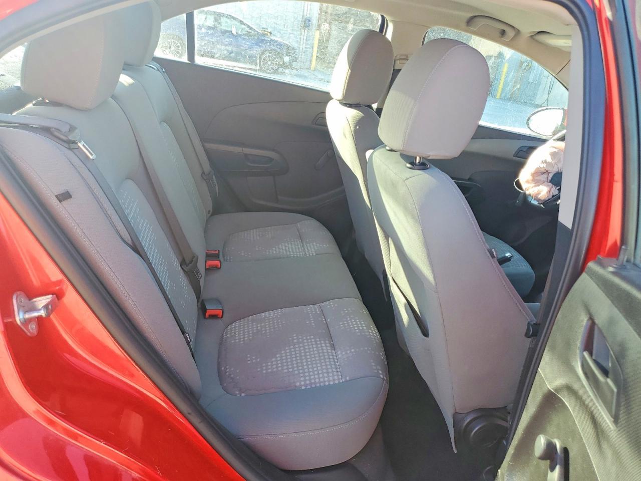 2016 Chevrolet Sonic ls
