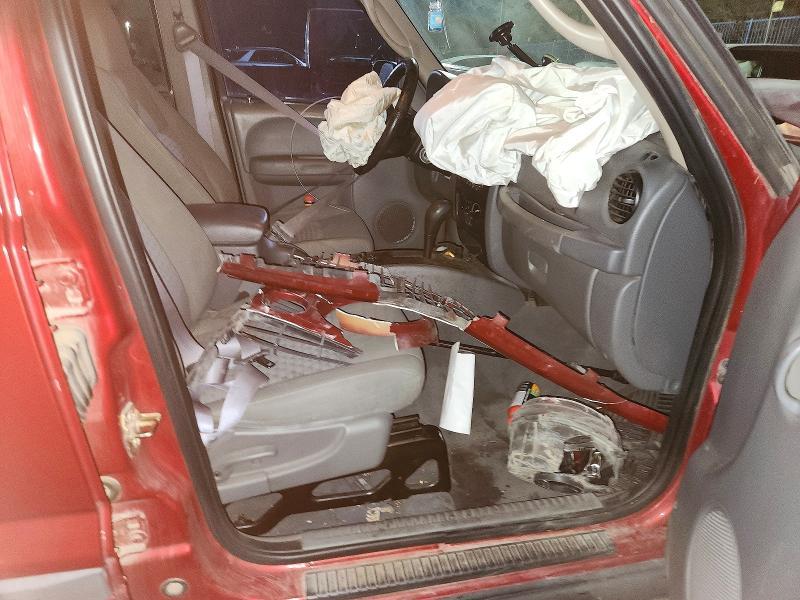 2005 Jeep Liberty sp