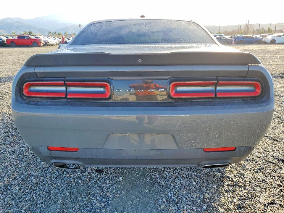 2018 Dodge Challenger sxt