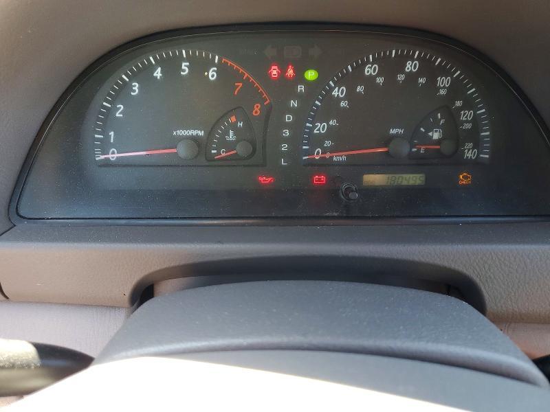 2004 Toyota Camry le