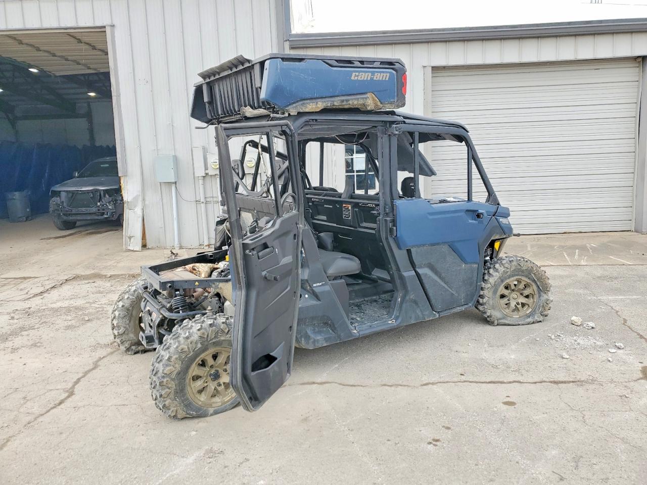 2025 Can-Am Defender Utility Vehicle