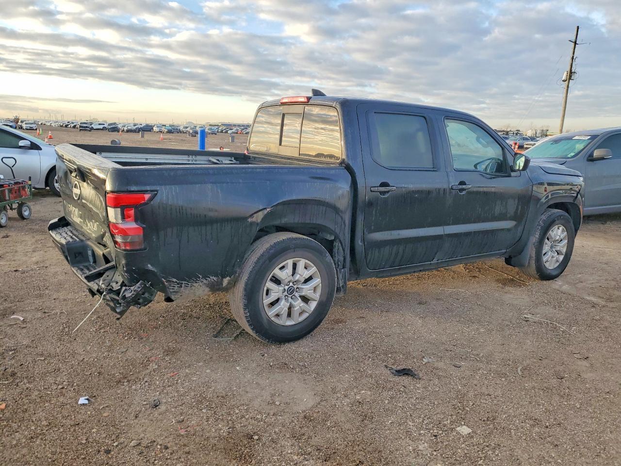 2022 Niss Frontier sv