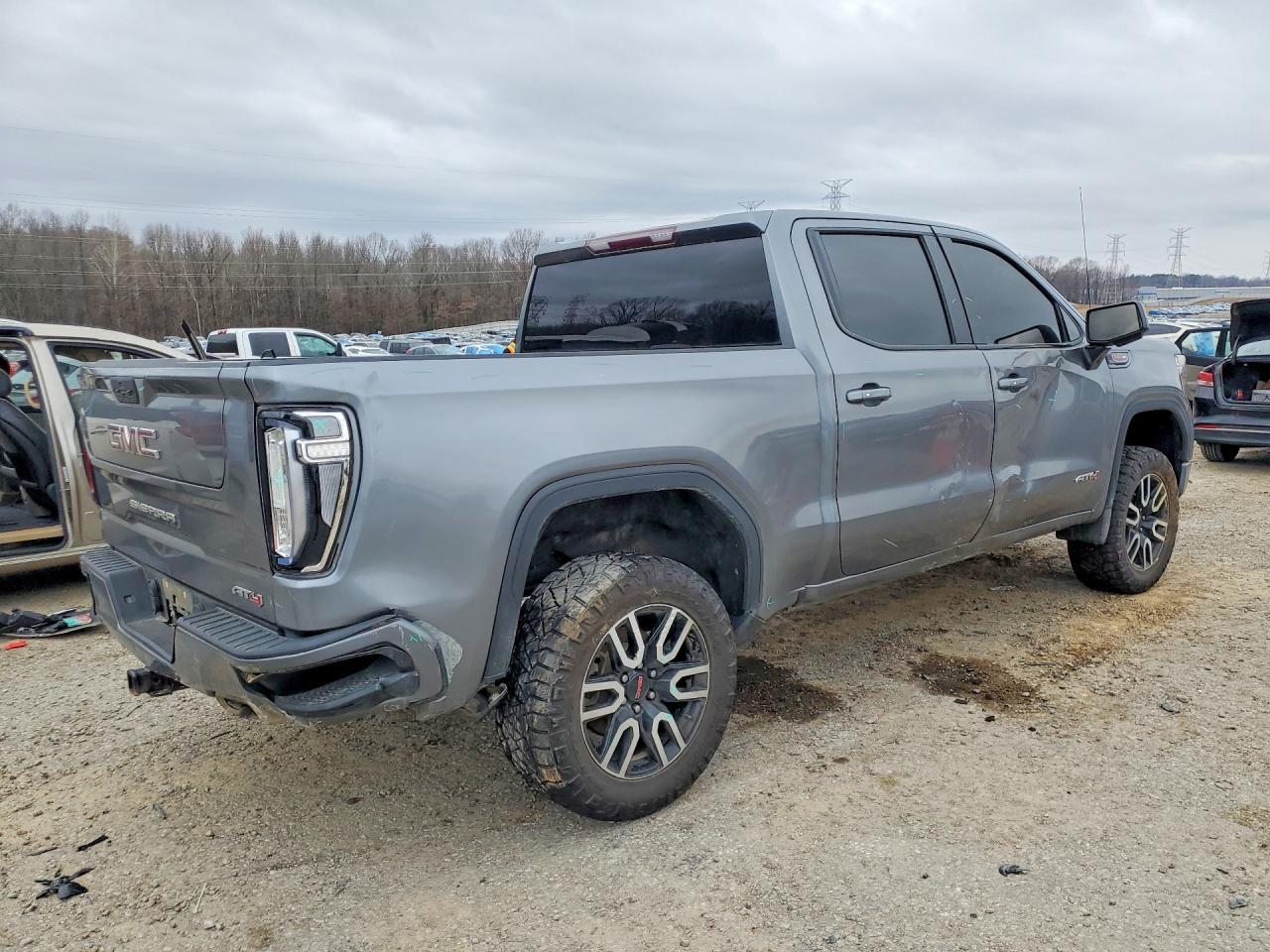 2021 GMC Sierra K1500 AT4