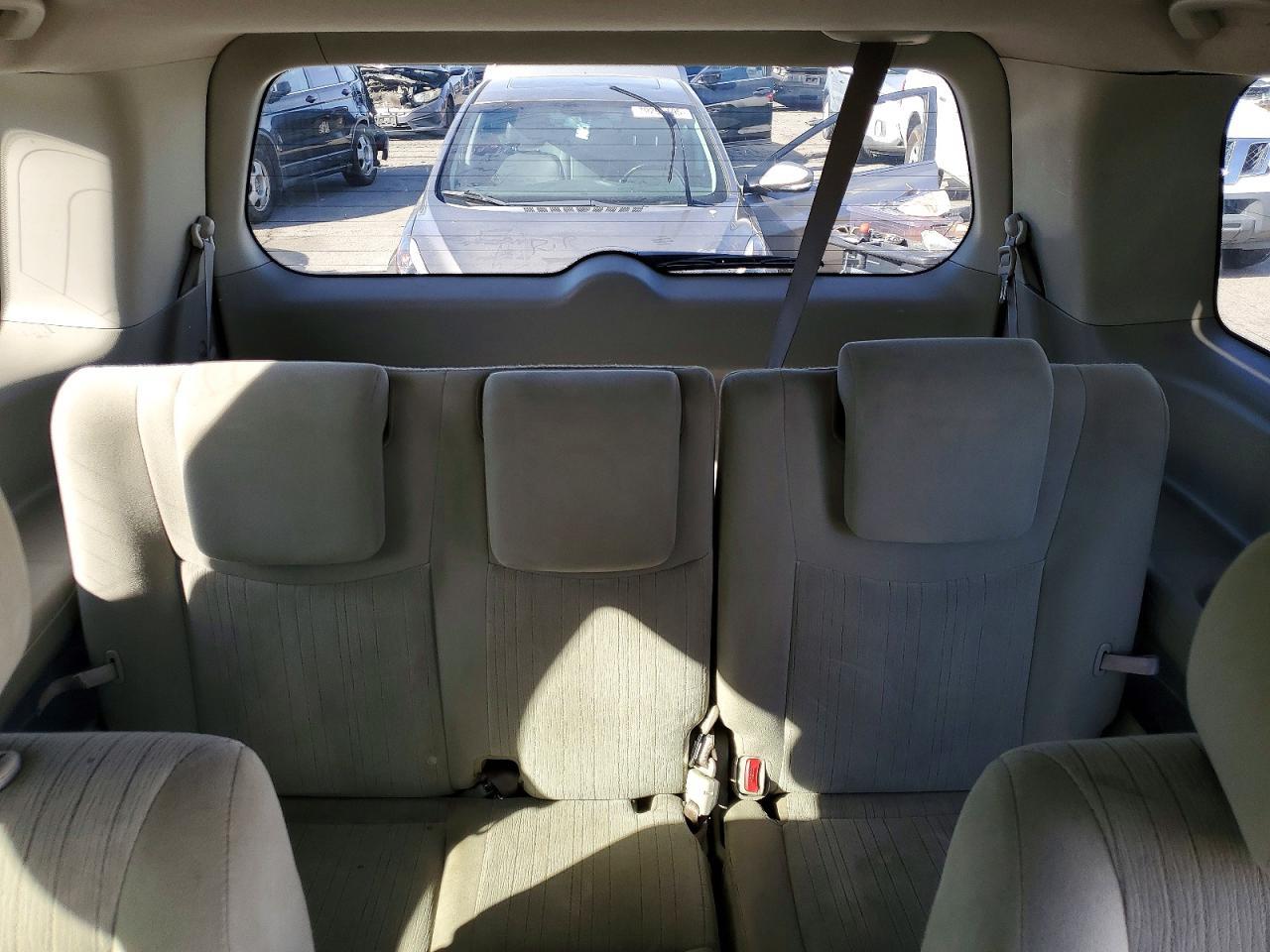 2012 Nissan Quest s