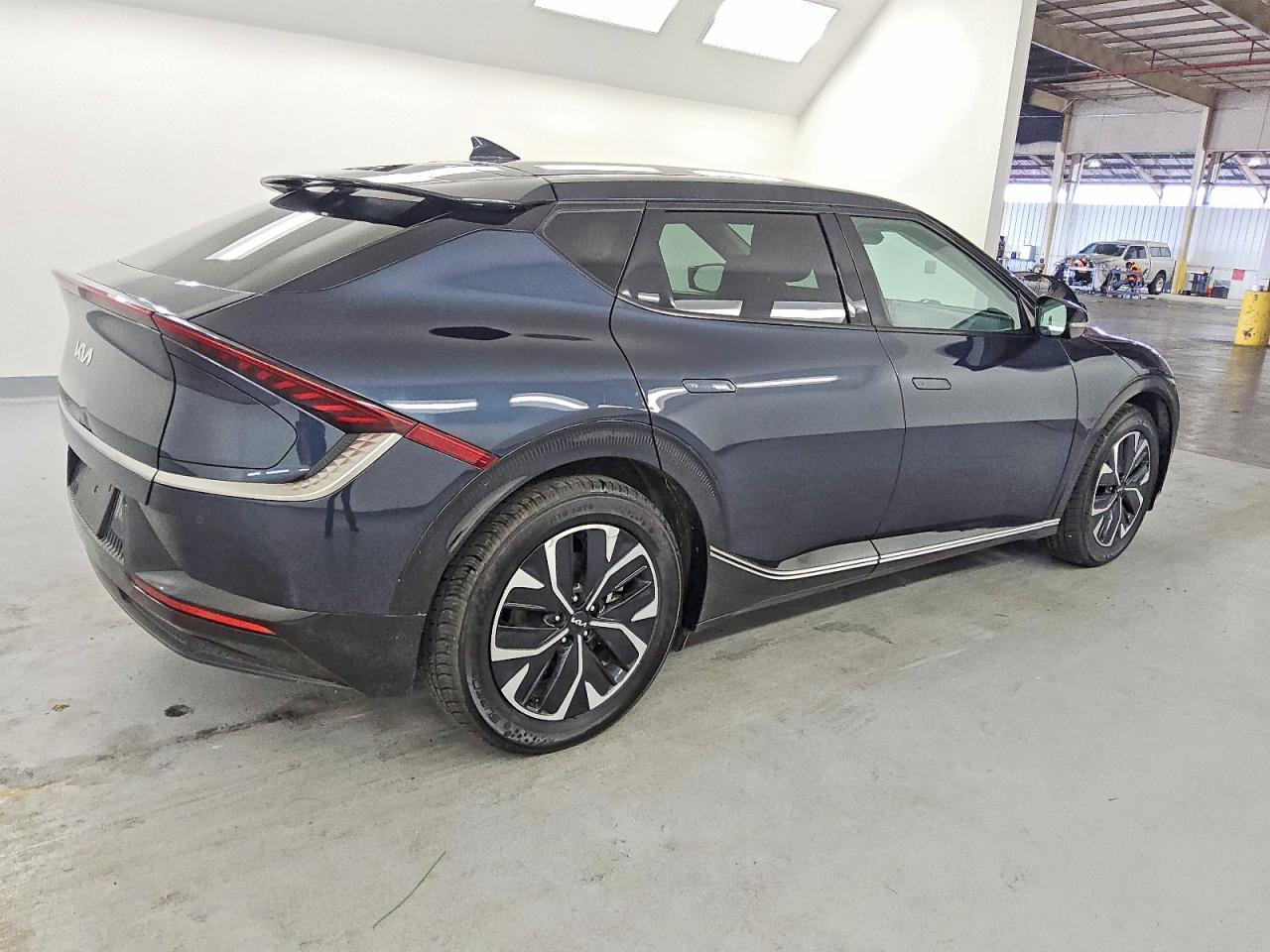 2023 KIA EV6 Wind