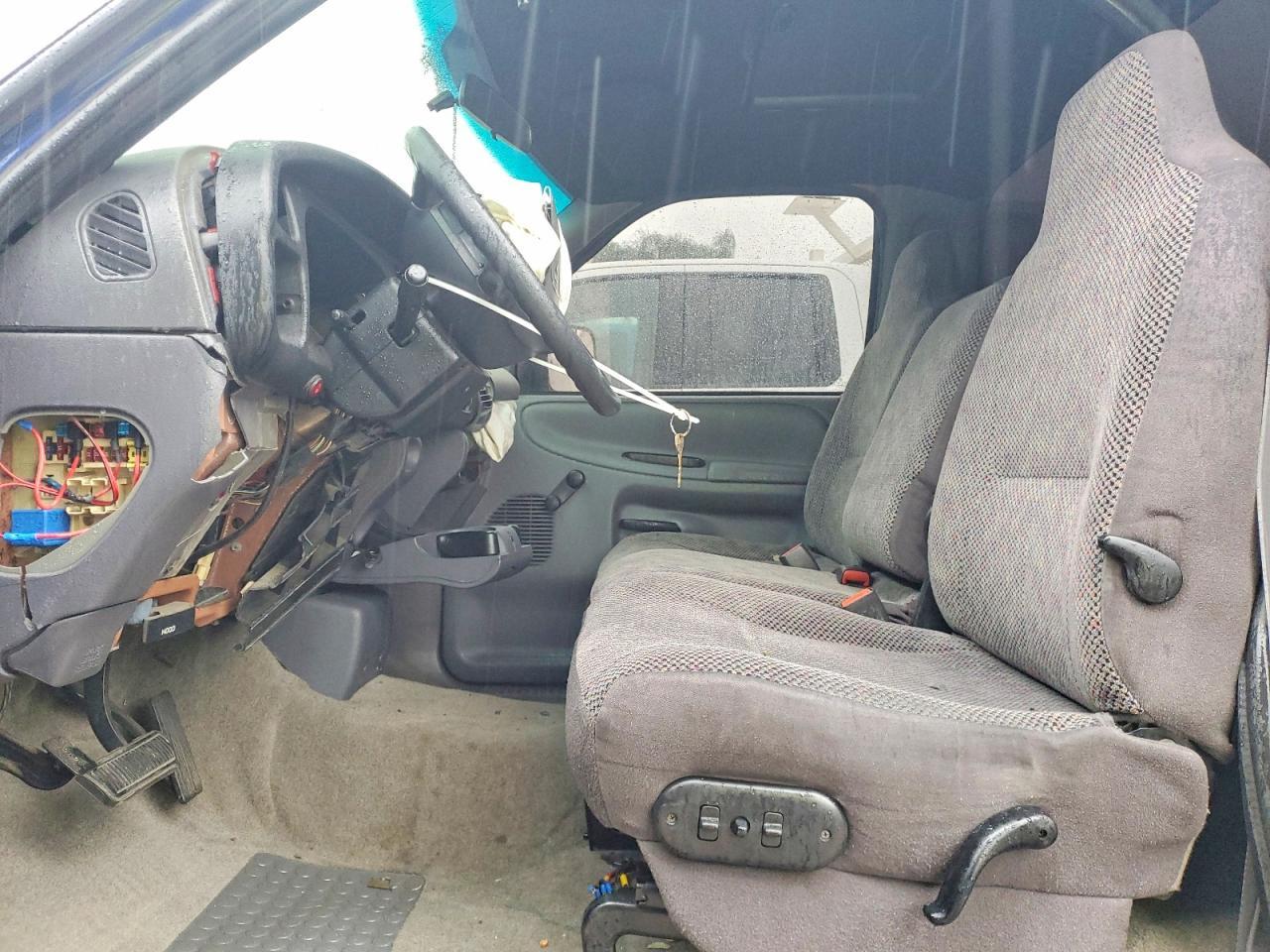 2001 Dodg RAM 2500 Regular Cab