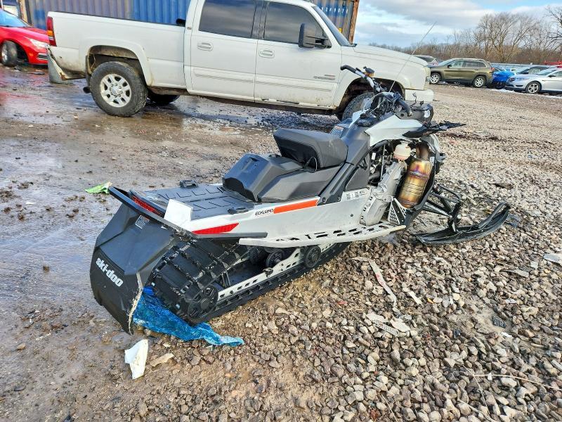 2022 Skidoo 2022 Skidoo MXZ600