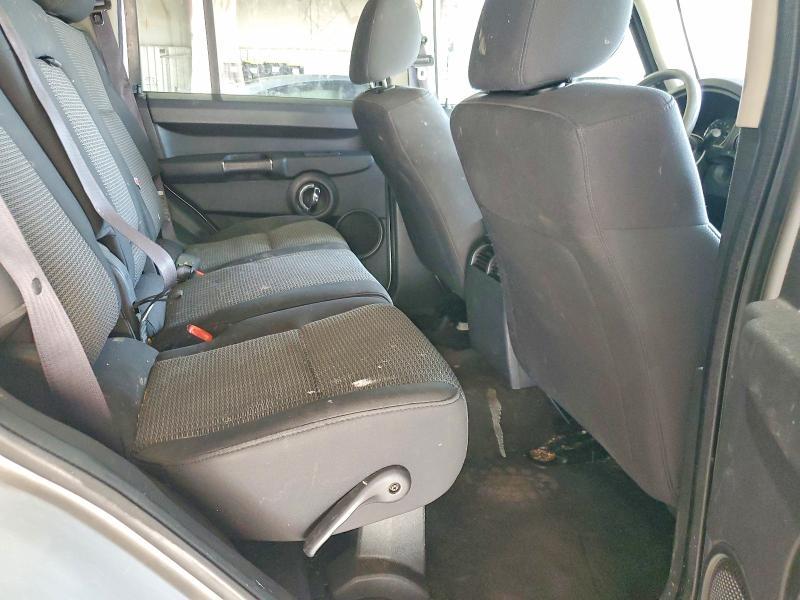 2010 Jeep Commander Sport