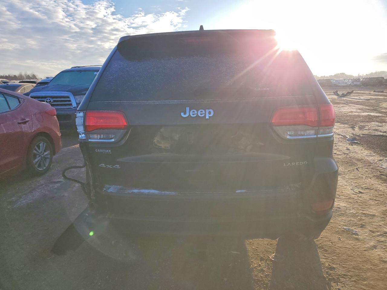 2017 Jeep Grand Cherokee Laredo