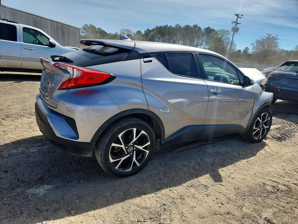 2019 Toyota C-hr xle