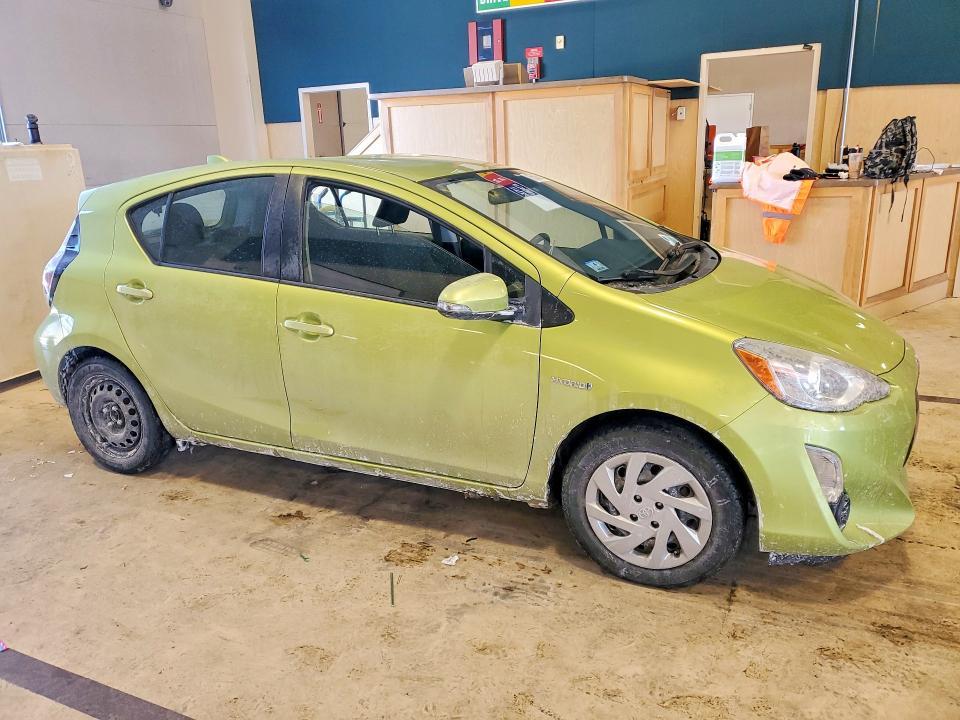 2015 Toyota Prius c