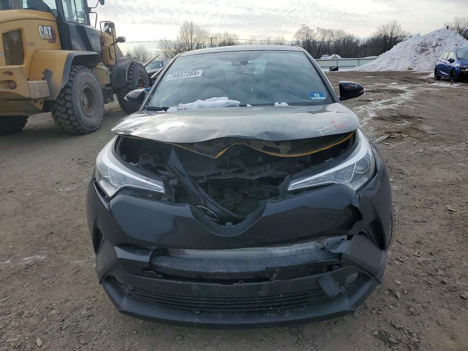2018 Toyota C-hr xle