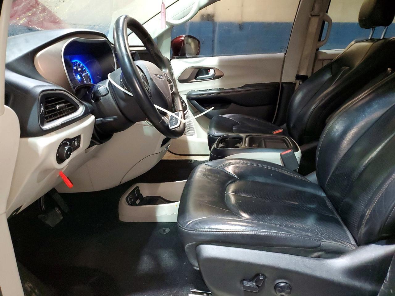 2018 Chrysler Pacifica Touring l