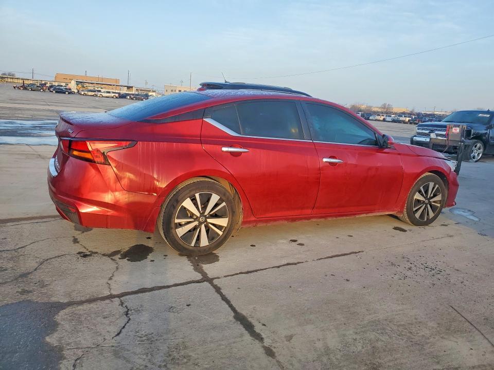 2021 Nissan Altima sv