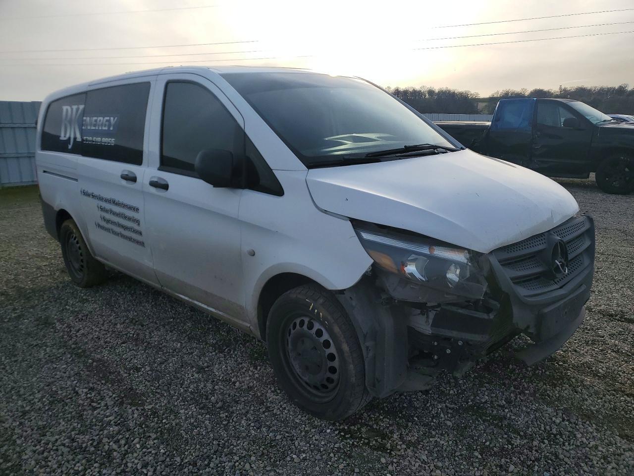 2017 Mercedes-Benz Metris Utility / Service Van