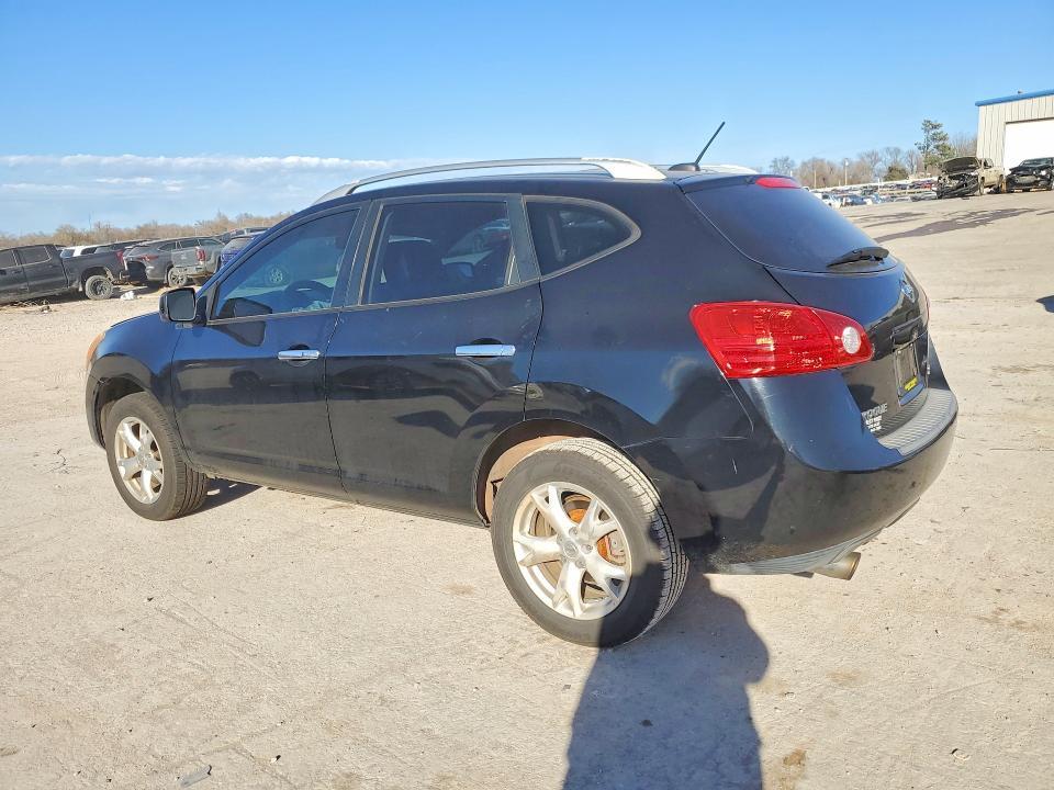 2010 Nissan Rogue s