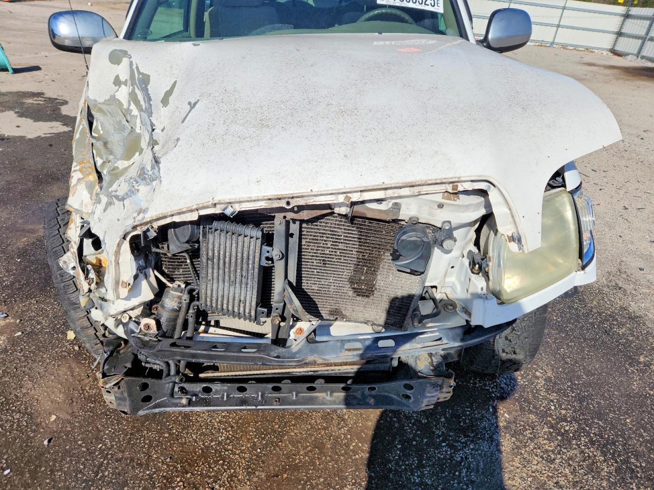 2004 Toyota Tundra SR5