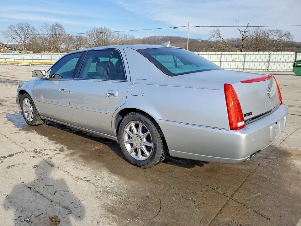2011 Cadillac DTS