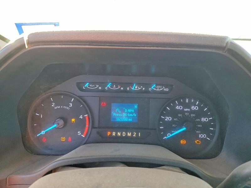 2018 Ford F350 Super Duty Flatbed Truck