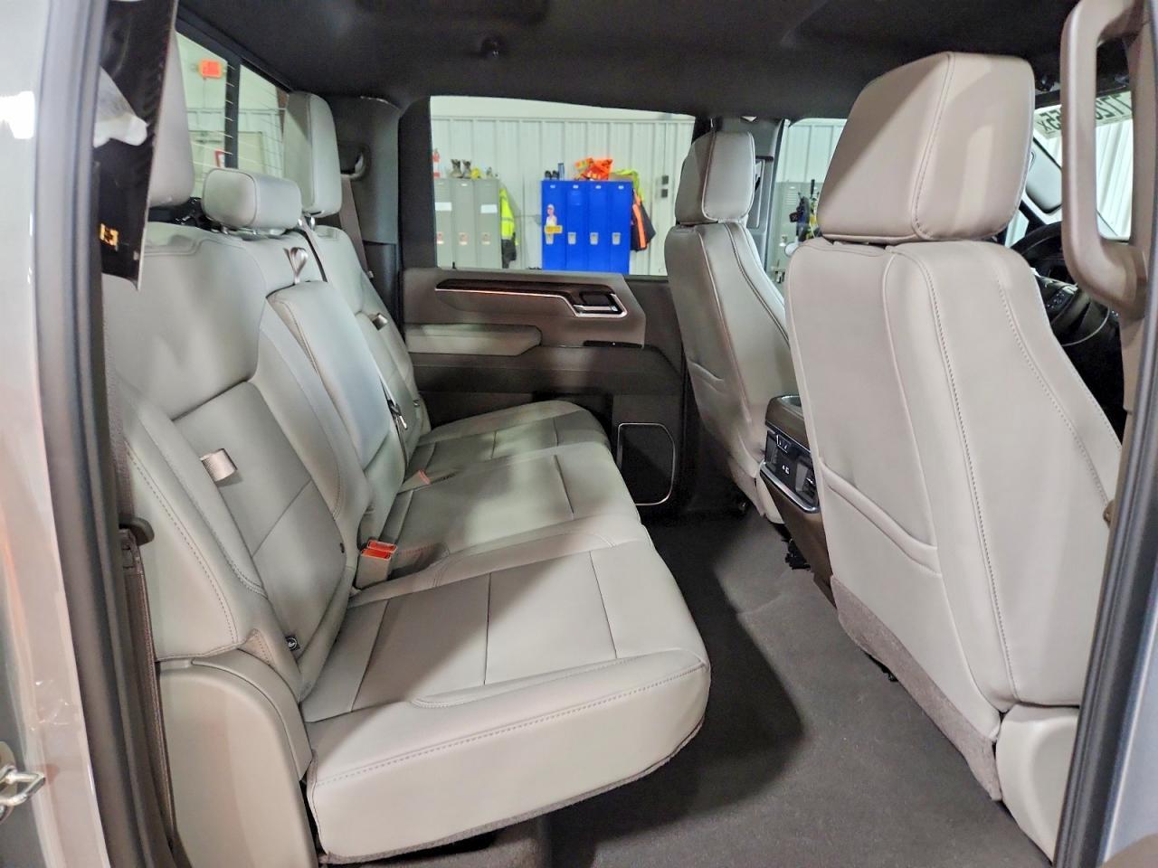 2026 GMC Sierra K2500 SLT