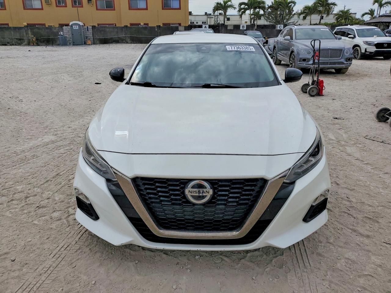 2020 Nissan Altima sr