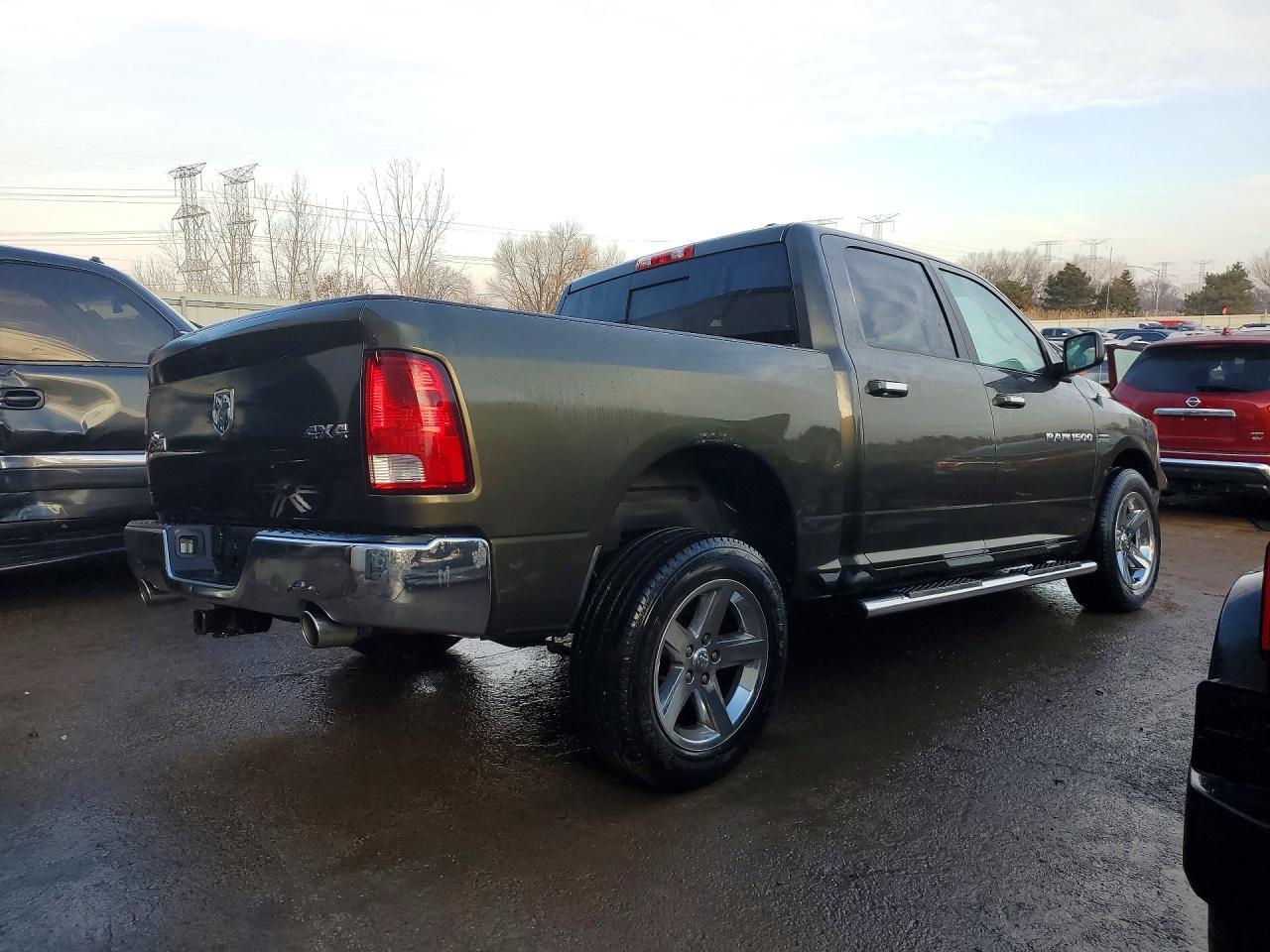 2012 Dodge Ram 1500 slt
