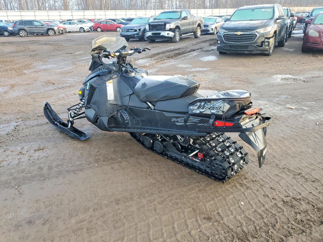 2017 Other Snow Mobile MXZ800