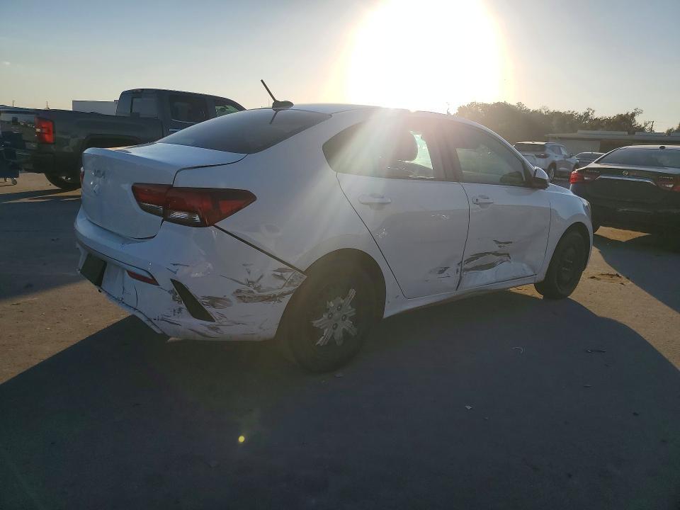 2023 KIA Rio lx