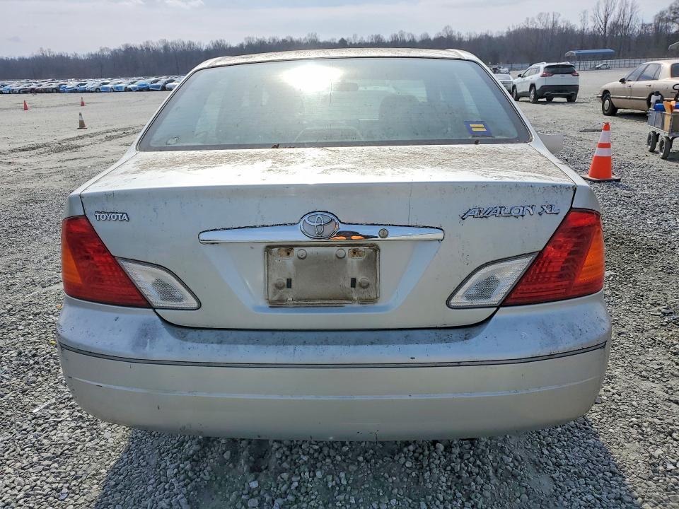 2000 Toyota Avalon xl