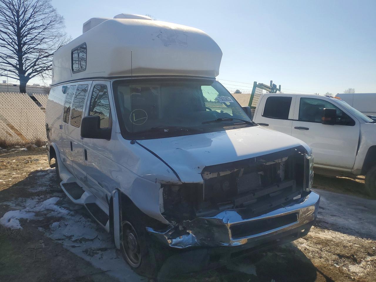 2012 Ford E-350
